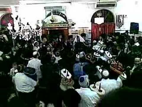 Simchas Torah in Modzitz