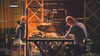 Radiohead - Staircase - Live from The Basement [HD]