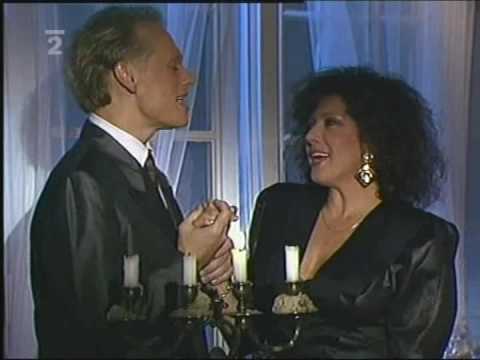Marie Rottrová & Jiří Korn - Venku je déšť a mráz [Baby, It's Cold Outside] 1988