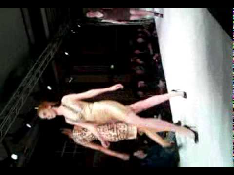 download lagu mp3 mp4 Lina Tipnis Fashion Designer, download lagu Lina Tipnis Fashion Designer gratis, unduh video klip Lina Tipnis Fashion Designer