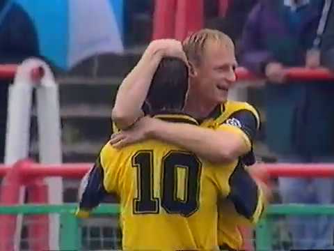 Wrexham 3 Oxford United 2 22nd October 1994 Division Two