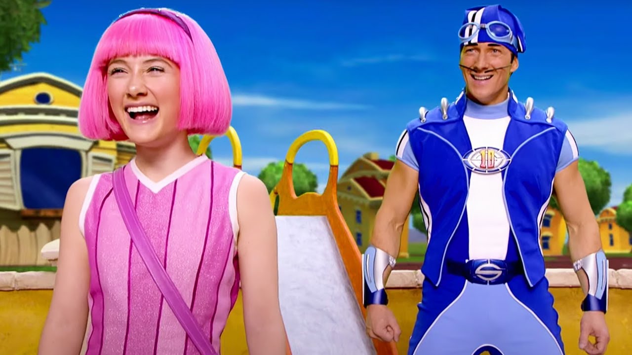 Lazy Town -  STEPHANIE & SPORTACUS COMPILATION