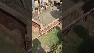 concrete vibrator machine manner of compacting concrete.#trending #engineering #civilengineering