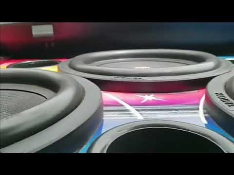 ASTRA COM 4 SUBWOOFER DE 12 TROOPER E 10 MEDIO DE 8 TRITON-LOWBASSBR