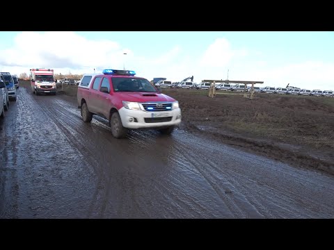 Erstmalig: KdoW Werkfeuerwehr RWE Tagebau Garzweiler + RTW 3 DRK Würselen bei Räumung von Lützerath