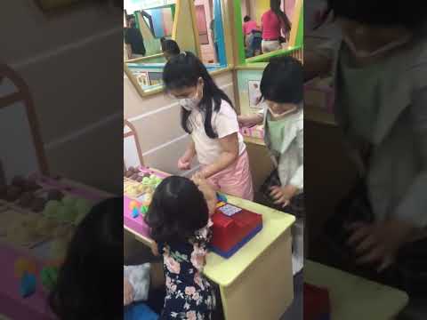 Friends nya as kidzoona 👨‍👩‍👧‍👦📽♥️📹⭐️😂yany favplaytime