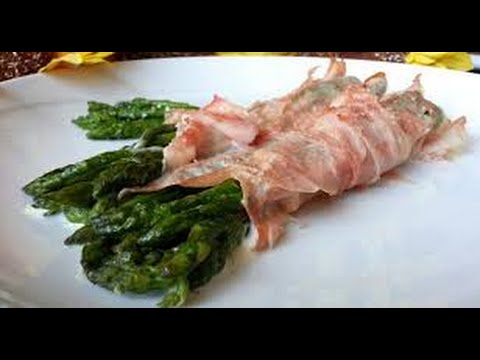 Ricetta veloce involtini di asparagi e prosciutto,Quick recipe rolls with asparagus and ham