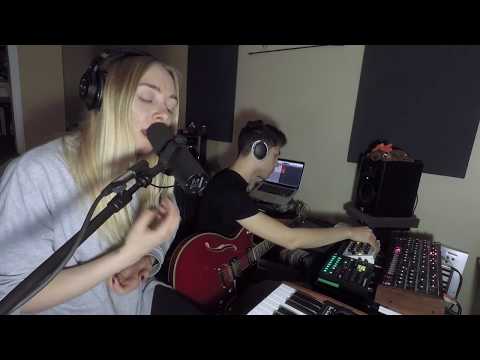Kellie Besch - Like They Do On The TV (Kimbra cover)