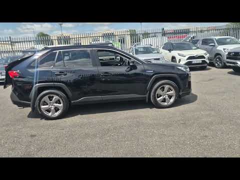 Toyota RAV4 2.5 HYBRID SOL 5DR - Image 2
