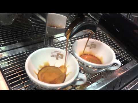 Pascucci Café XLVI Martelo a Vapor