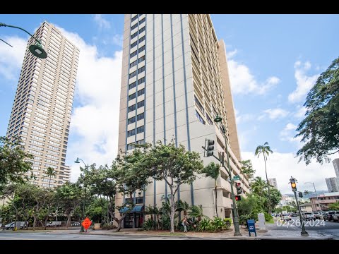 Modern 1-bedroom Condo in Waikiki property video