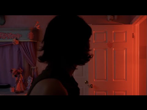 Kailee Morgue - Butterflies [Official Music Video]