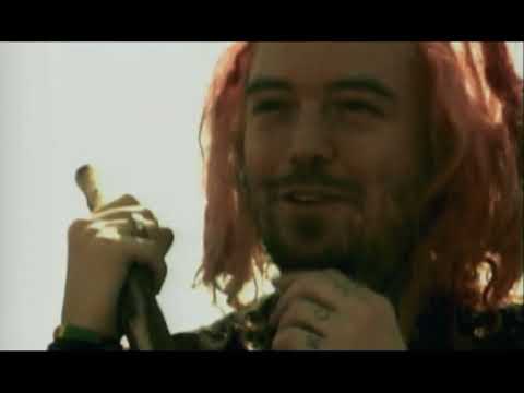 Soulfly - "The Song Remains Insane" Documentary, 2005