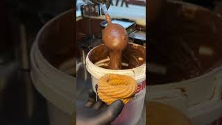 Comeria nossa cestinha de churros? #churros #confeitaria