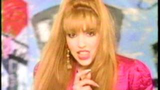 A'Me Lorain - Whole Wide World