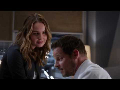 Jolex kiss in the office