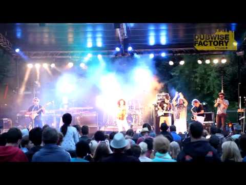 SUNDYATA - HOPING (Live at Festi'vaux 06 08 2013 )