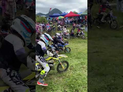 Acá lo vivido en manzanares Caldas casi nos hacen fundir la moto en la arrancada jejeje ganamos