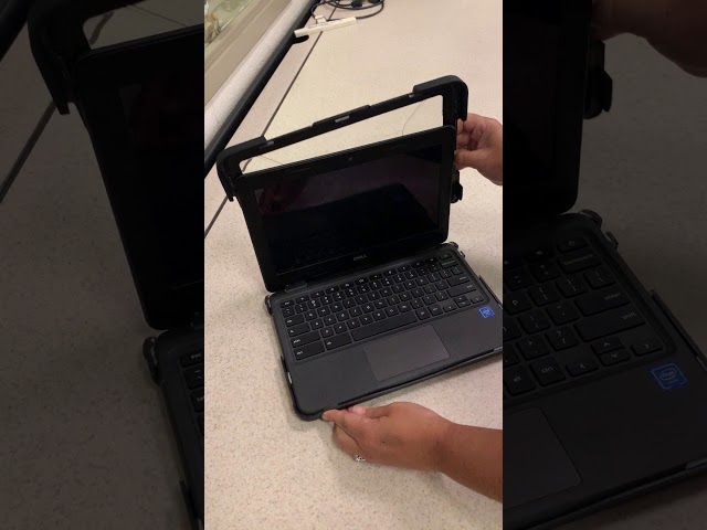 Vídeo relacionado con FUNFUL Funda para Chromebook y Portátil 11.6-12" de HUEVÓN para Divertirte y Tomartélo con Calma - Maletín/Funda Ordenador Portátil para Chromebook de 11,6" y 12", Regalos para Niñas y Mujeres