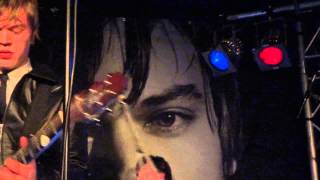 Viktor & The Blood - Don't Drag Me Down live in Berlin 2014