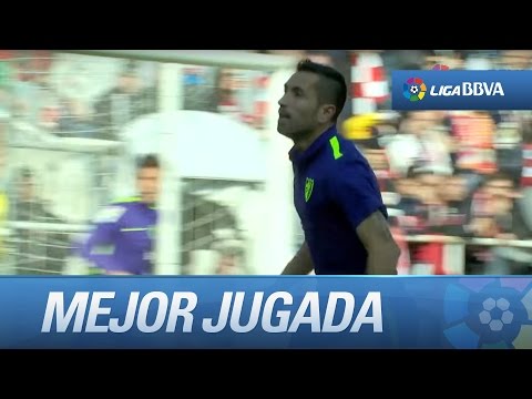 El Málaga CF firma la mejor jugada de la Jornada 15 frente al Rayo Vallecano
