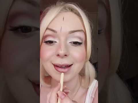 2022 vs. 1950 Makeup style #shorts