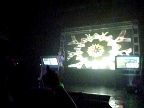 Filo and Peri - Ashley (Alex M.O.R.P.H. remix) live at Webster Hall NYC 2011