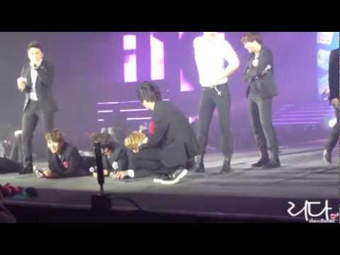 [HD Fancam] 120406 Rogukko - Super Show 4 Paris