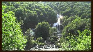 preview picture of video 'eHeinz episode 83: Verzasca valley - Ticino. The white-water'