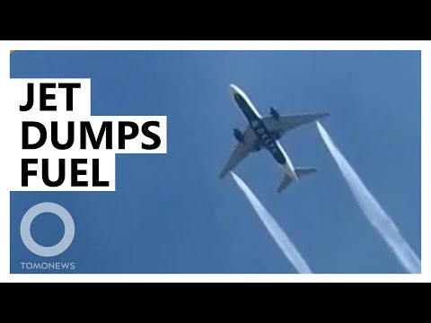 Delta plane dumps fuel on school - TomoNews