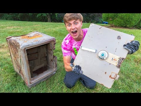 I CUT THE SAFE DOOR OFF!! (COPS CALLED) Video