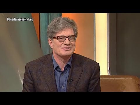 TV total 2012 Raab Roger Willemsen stellt s.Buch "Momentum" vor