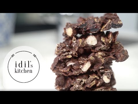 Crunchy Chocolate Recipe🍫 Easy Chocolate with Cornflakes, Nuts and Dried Fruit
