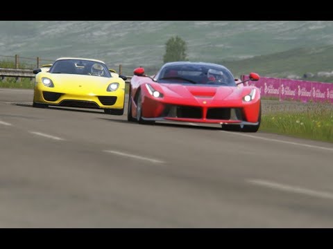 Porsche 918 Spyder vs Ferrari LaFerrari at Highlands