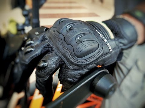 Review of riding glove