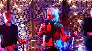 Ricky Rebel &amp; Donovan Leitch - Suffragatte City (David Bowie Cover) Live