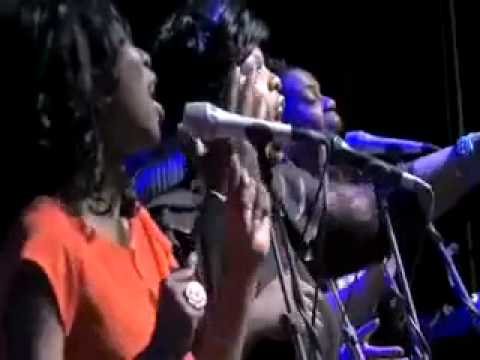 Michelle Osbourne with - Muyiwa  Riversongz @ Indigo2- Lord You Are My God .m4v.mp4
