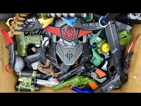 Shredder Weapon Box! Dangereus and Explosives Toy Guns - Real Karambit Knives - Box of Toy Guns