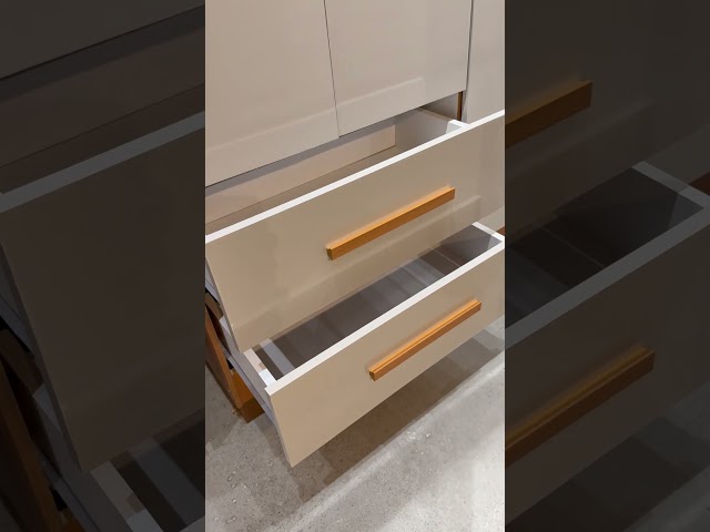 Guarda-Roupa Solteiro Genova 4 Portas 2 Gavetas 22112 Cinamomo/Off White - Carioca Móveis