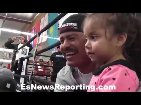 Big G , Robert Garcia and Mikey in Oxnard - EsNews Boxing