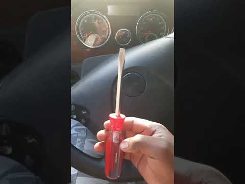 HOW TO FIX FREIGHTLINER CASICADIA CITY HORN NOT WORKING.