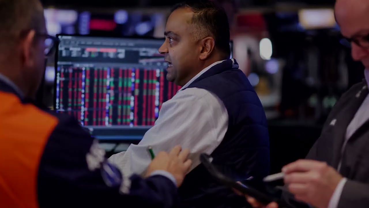 Video | US stocks end higher; chip surge offsets Iran worries