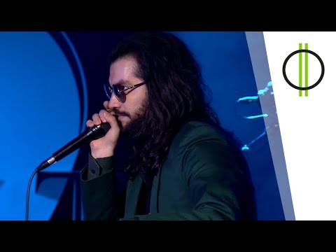 Az akusztikban: Tha Shudras