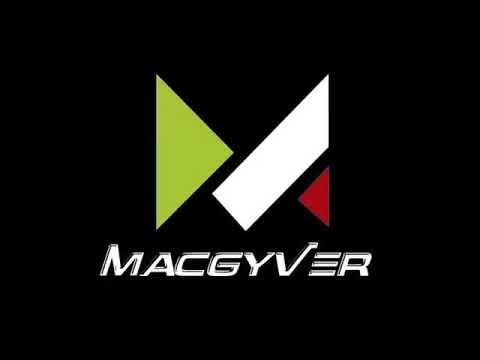 Yo Nunca Me Quedo Atrás Vs Colócame El Culo Pa Tras