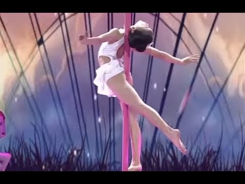 Little girl does pole dance | CCTV English