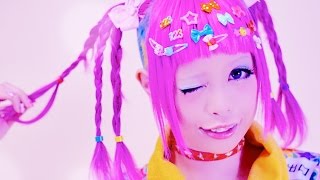 Kawaii DECORA Hairstyle TUTORIAL by Japanese designer Haruka Kurebayashi | 紅林大空デコラヘアメイク講座