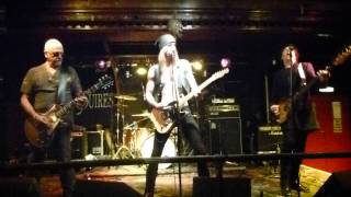 The Heavy Metal Kids  'Blow It All Away' 'Hit the right Button' 10.9.11.