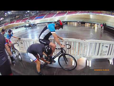 préparation à un bapteme sur piste au vélodrome de SQY