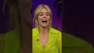 Samara Weaving shows why she is the ultimate scream queen #shorts