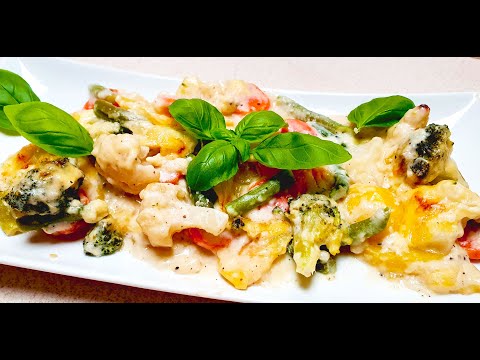 Bunter Gemüseauflauf - gesund, einfach und lecker. Cremiger Schneller Gemüseauflauf mit Bechamelsoße